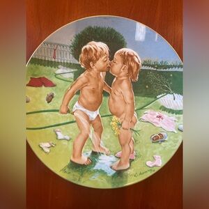 1976 LIMITED EDITION KERN COLLECTIBLES "JUST FRIENDS" PLATE